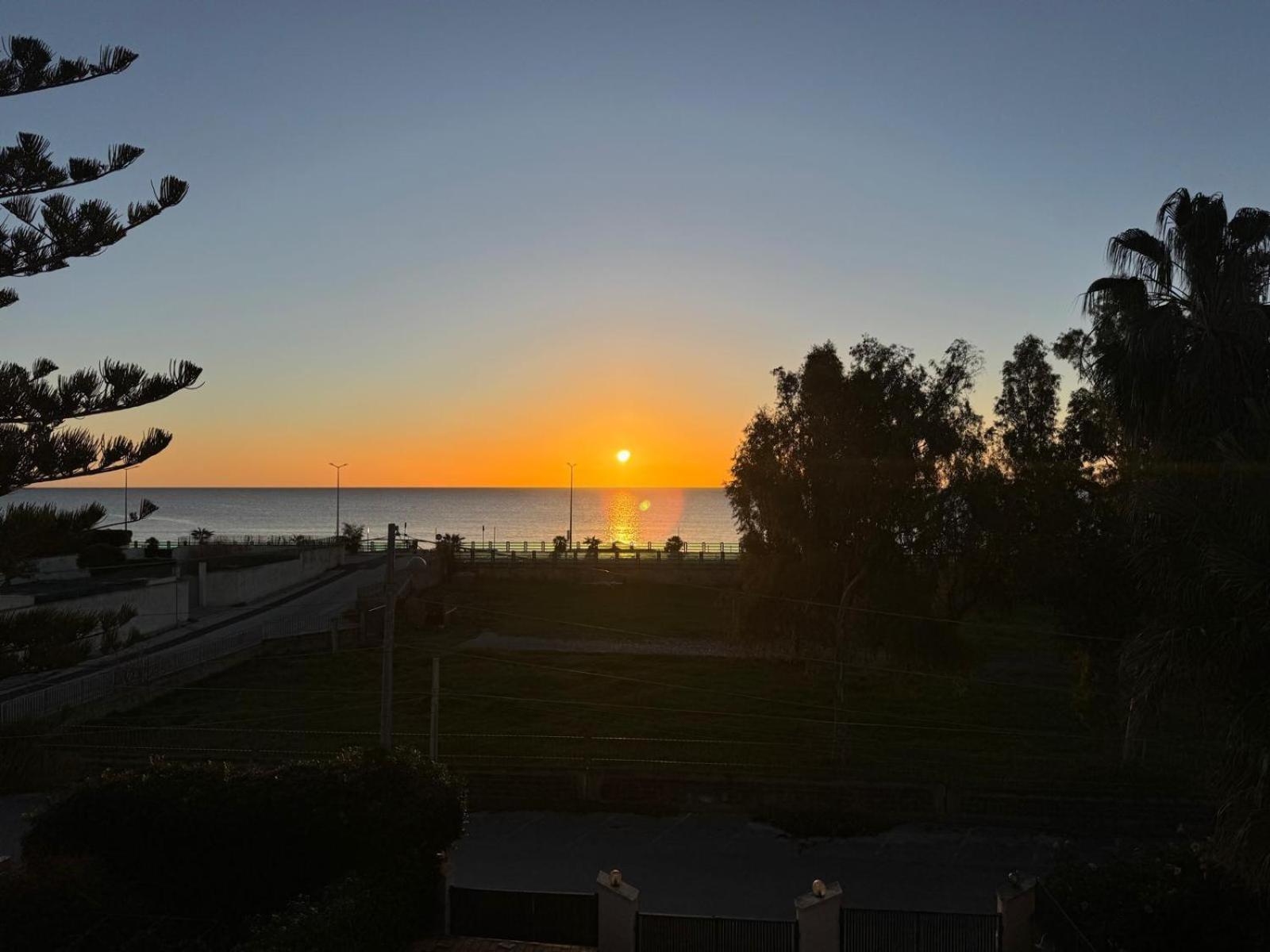 Moonlight House A 50 Mt Dal Mare Noto Marina Apartment Lido di Noto Exterior photo
